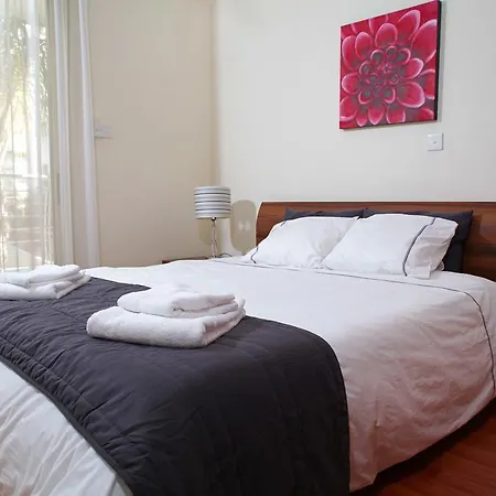 Monika Court Apartments *