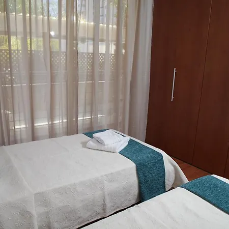 Apartment Monika Court Apartments *